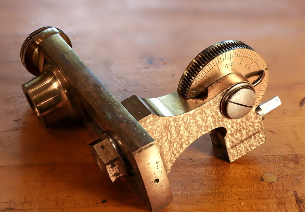 Dome Chuck (Spherical Chuck) (2)