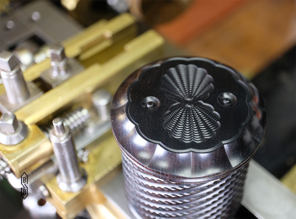 Spiral Clamshell Box Top
